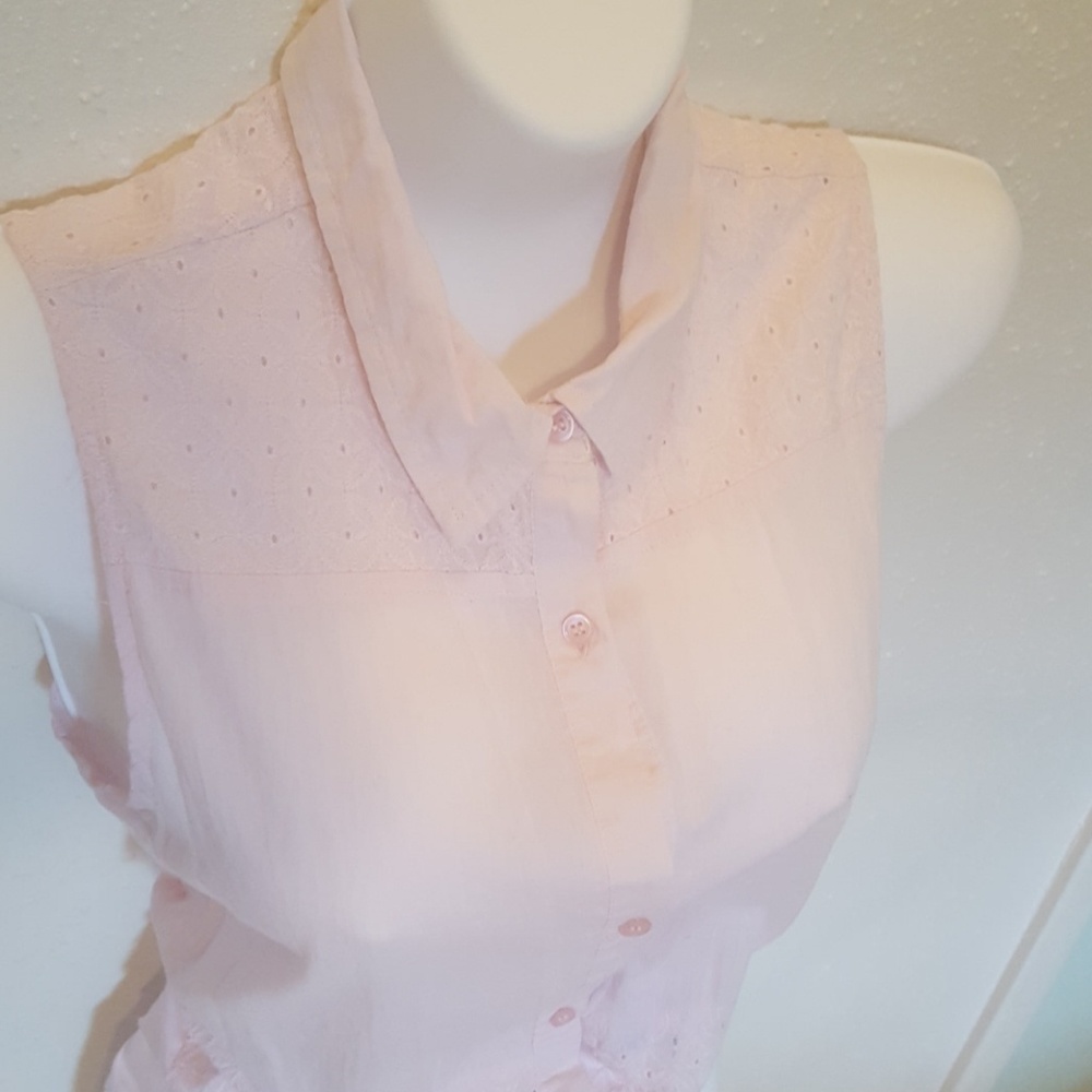 🌹 Pale Pink Spring Top - Picture 3 of 6